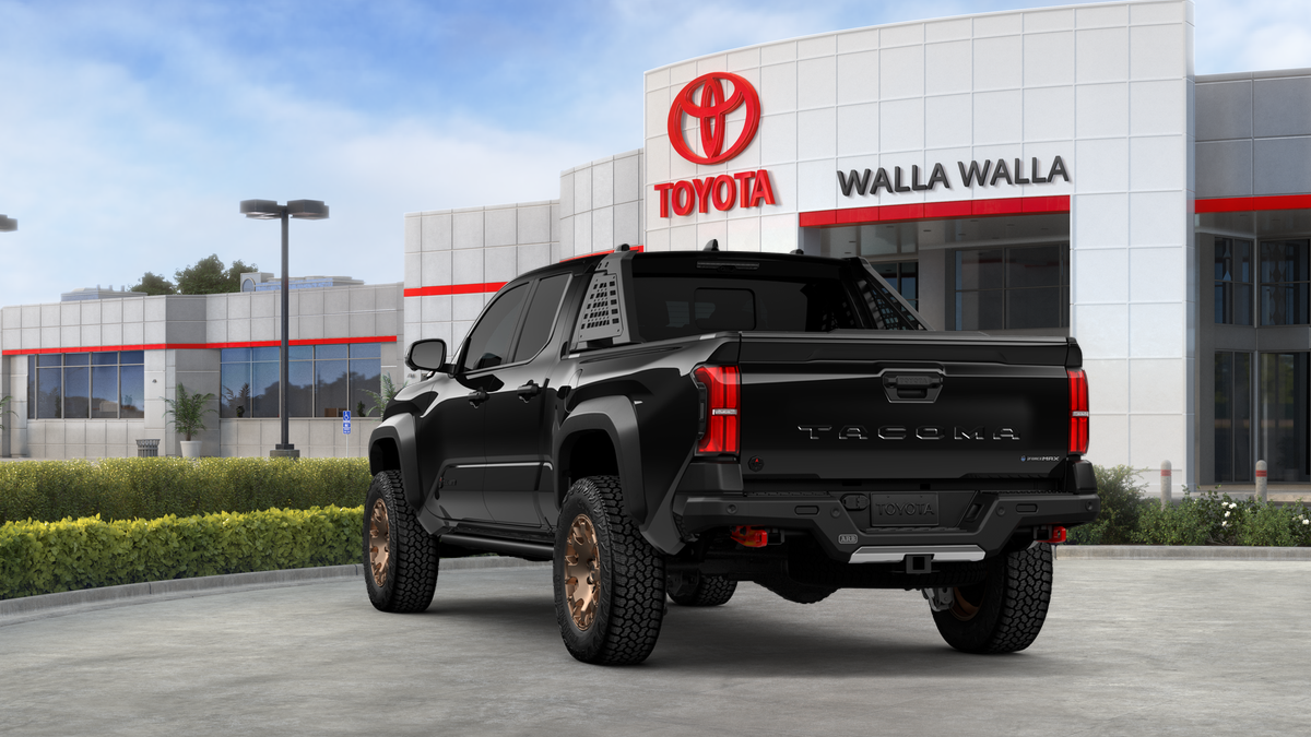 2026 Toyota Tacoma i-FORCE MAX Tacoma Trailhunter