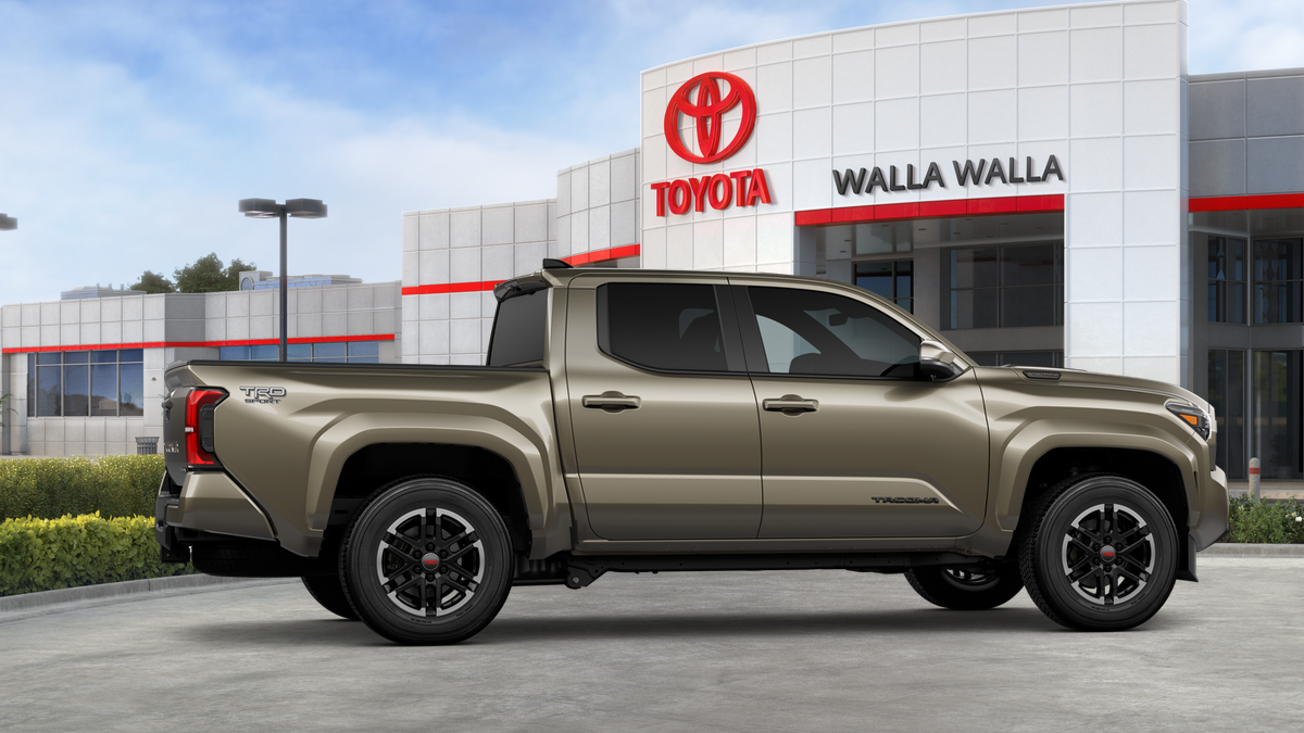 2026 Toyota Tacoma i-FORCE MAX Tacoma TRD Sport