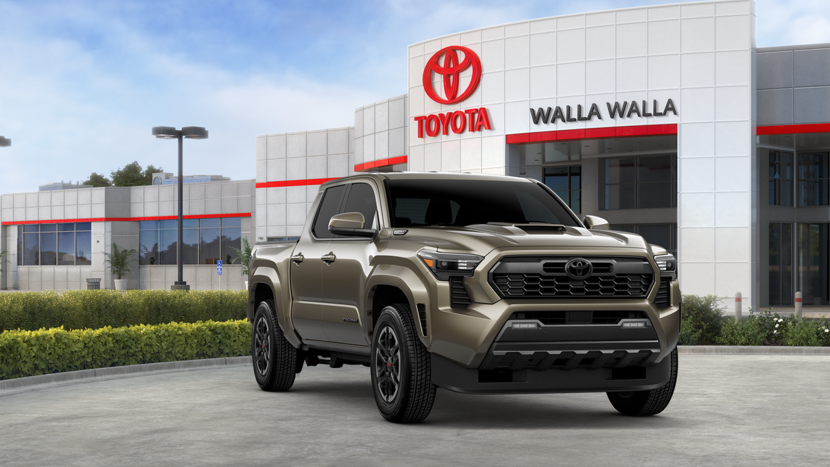 2026 Toyota Tacoma i-FORCE MAX Tacoma TRD Sport