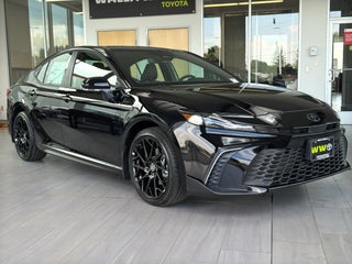 2026 Toyota Camry SE AWD