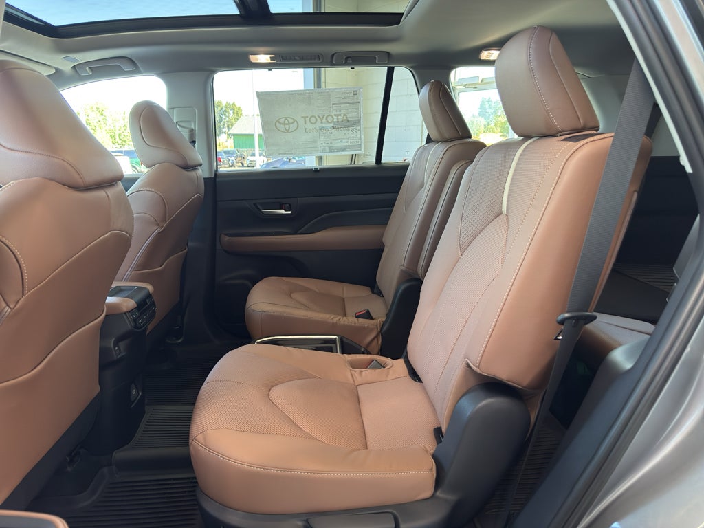 2026 Toyota Grand Highlander Platinum