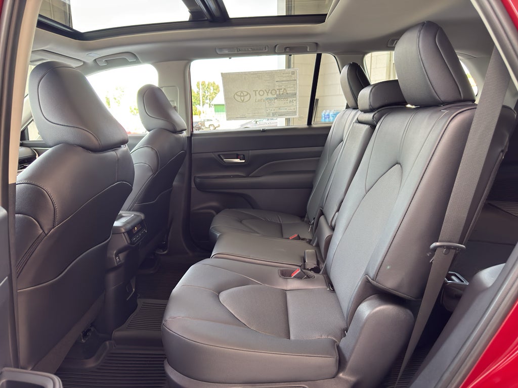 2026 Toyota Grand Highlander Hybrid XLE