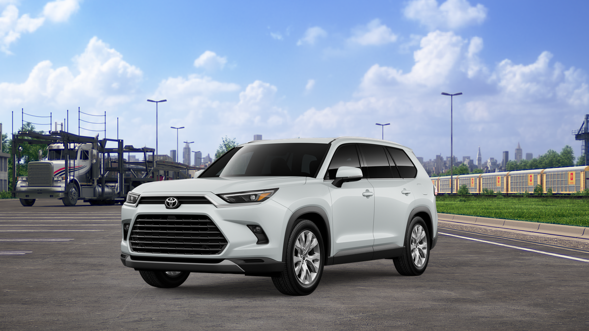 2026 Toyota Grand Highlander Hybrid Limited AWD's photo