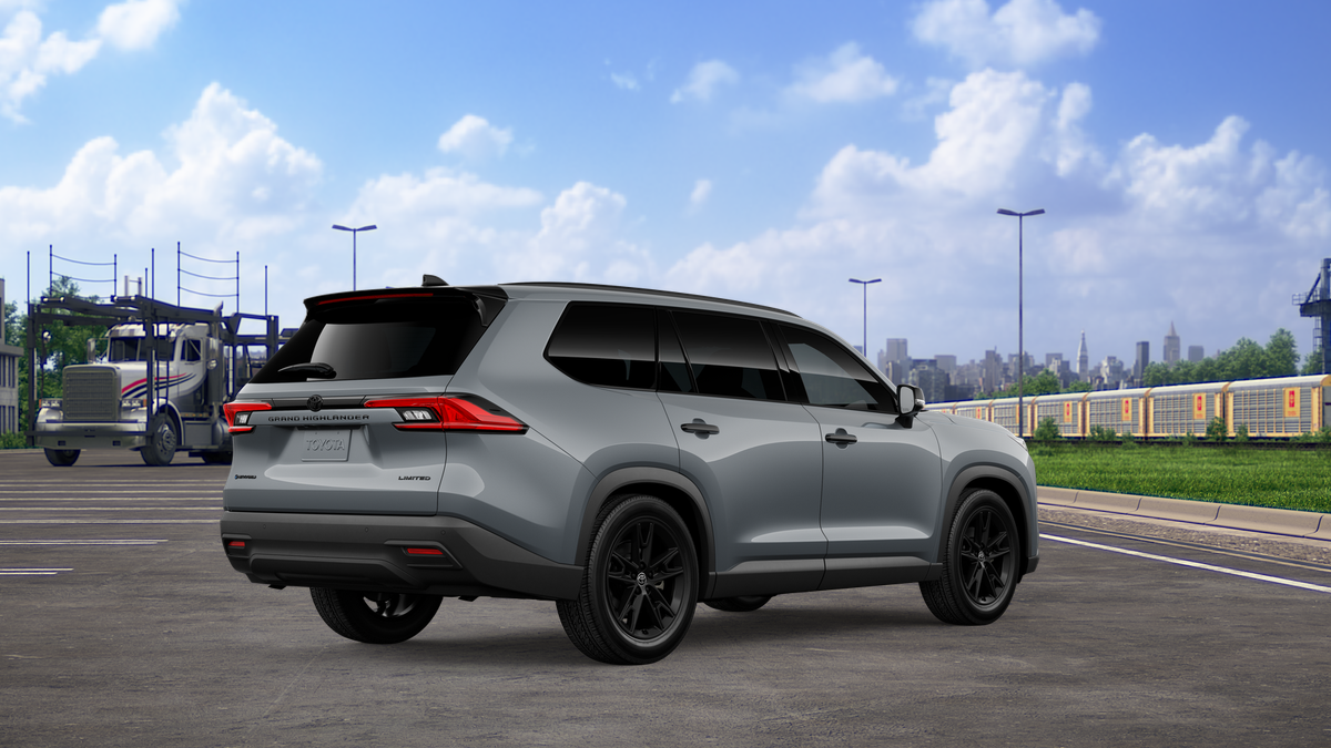 2026 Toyota Grand Highlander Hybrid Nightshade