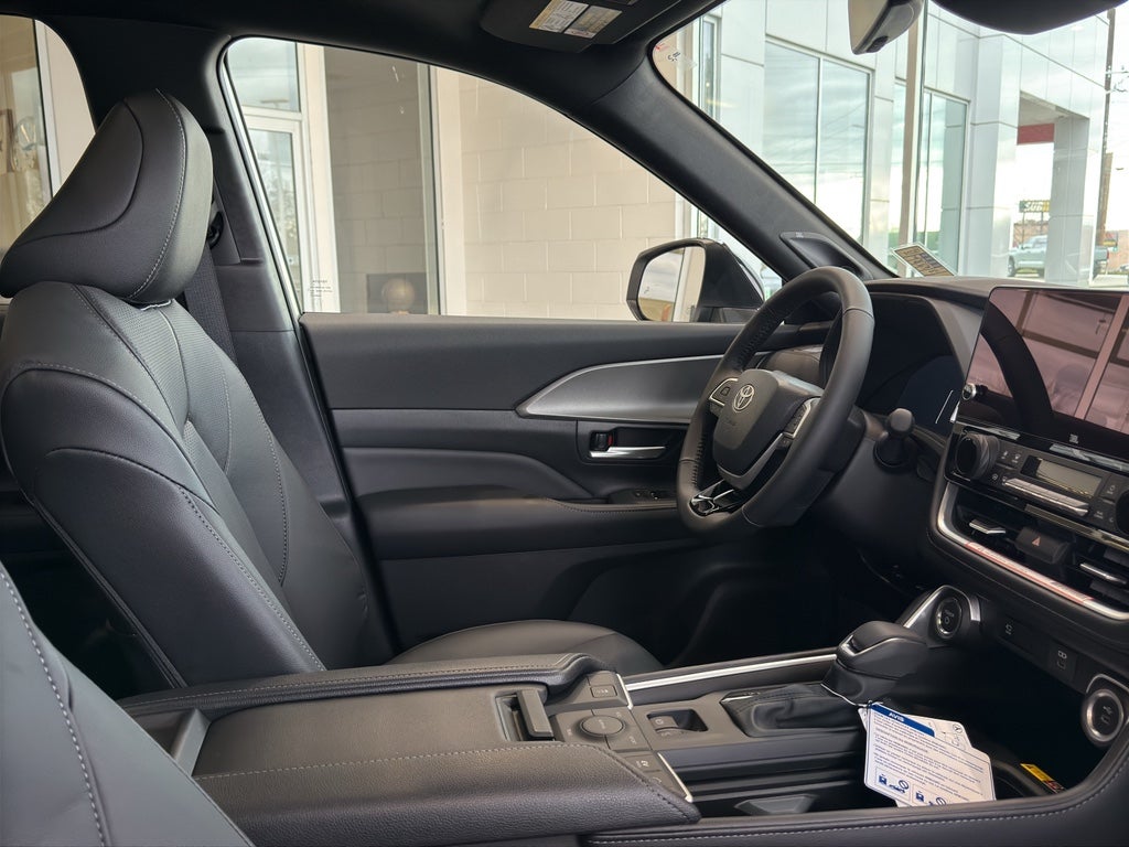 2026 Toyota Grand Highlander Hybrid Nightshade