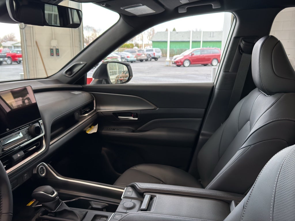 2026 Toyota Grand Highlander Hybrid Nightshade