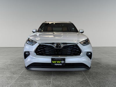 2026 Toyota Highlander Hybrid Platinum