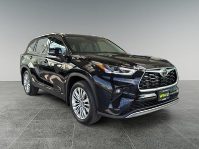 2026 Toyota Highlander Hybrid Platinum
