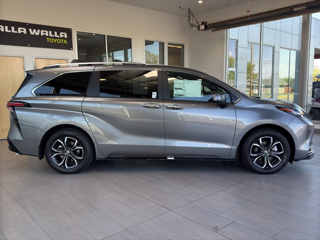2026 Toyota Sienna Platinum