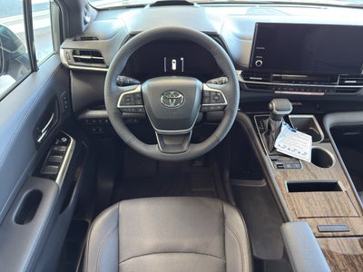 2026 Toyota Sienna Platinum