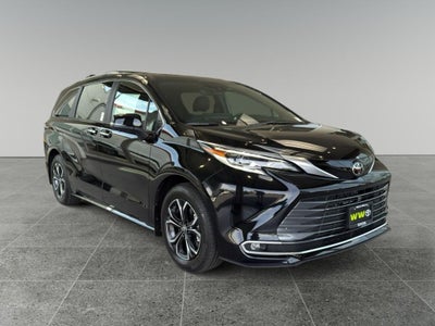 2026 Toyota Sienna Platinum