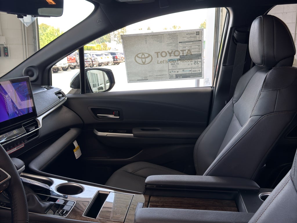 2026 Toyota Sienna Platinum