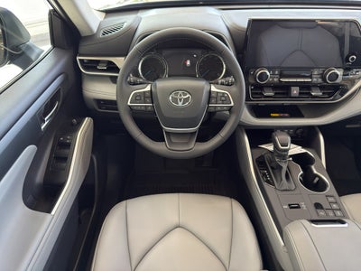 2026 Toyota Highlander Hybrid XLE