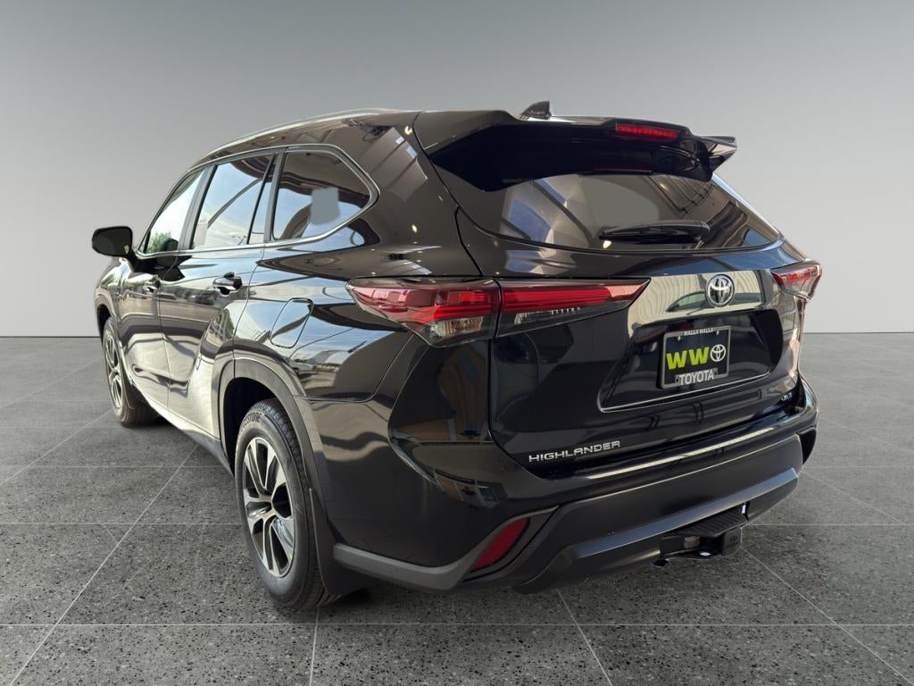 2026 Toyota Highlander Hybrid XLE