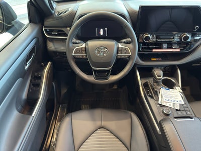 2026 Toyota Highlander XSE