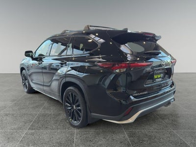 2026 Toyota Highlander XSE