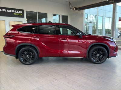 2026 Toyota Highlander XSE