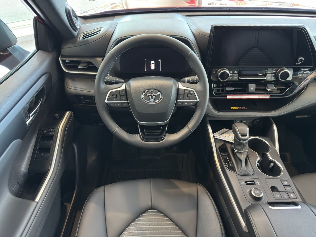 2026 Toyota Highlander XSE