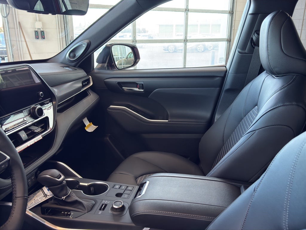 2026 Toyota Highlander XSE