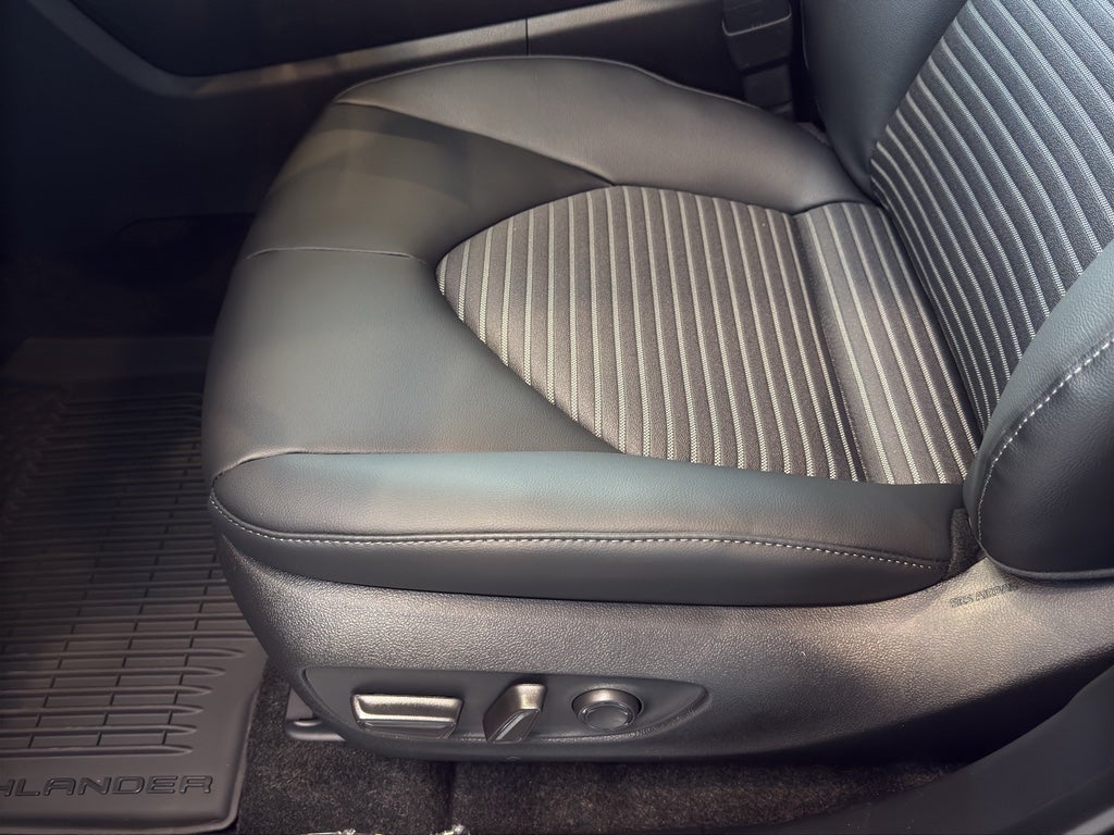 2026 Toyota Highlander XSE