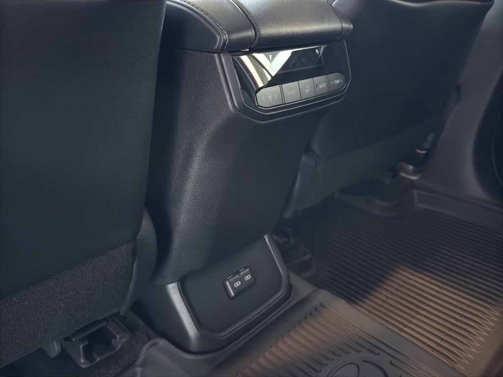 2026 Toyota Highlander XSE