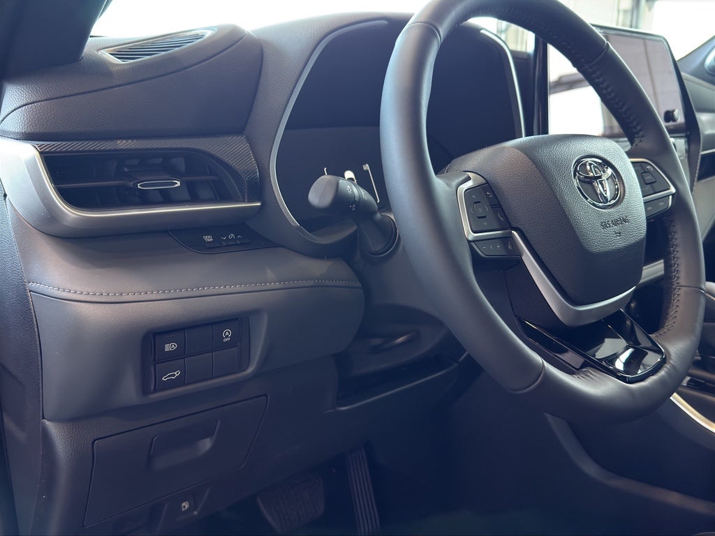2026 Toyota Highlander XSE