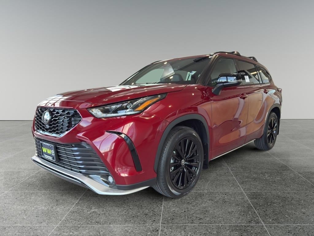 2026 Toyota Highlander XSE