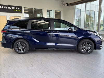 2026 Toyota Sienna XSE
