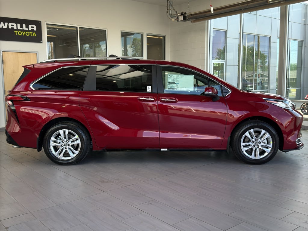 2026 Toyota Sienna Limited