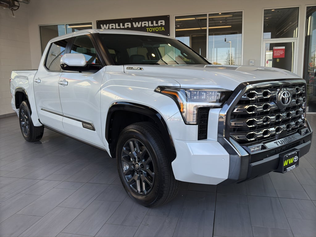 2026 Toyota Tundra i-FORCE MAX Tundra Platinum