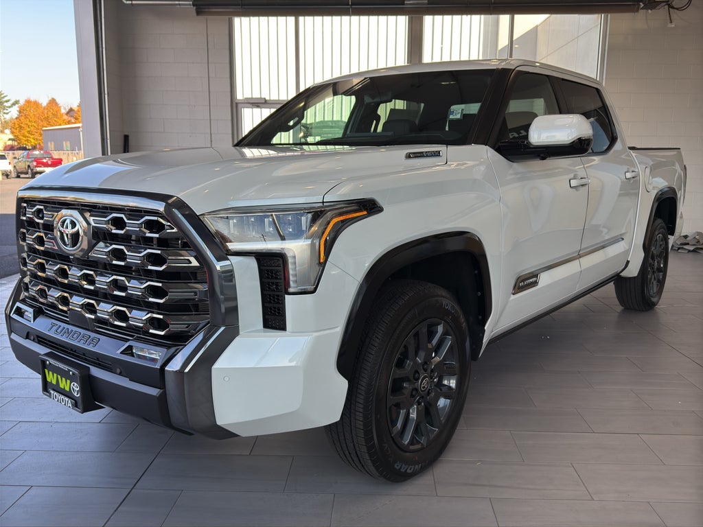 2026 Toyota Tundra i-FORCE MAX Tundra Platinum