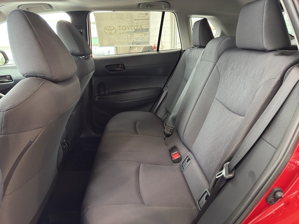 2026 Toyota Corolla Cross LE