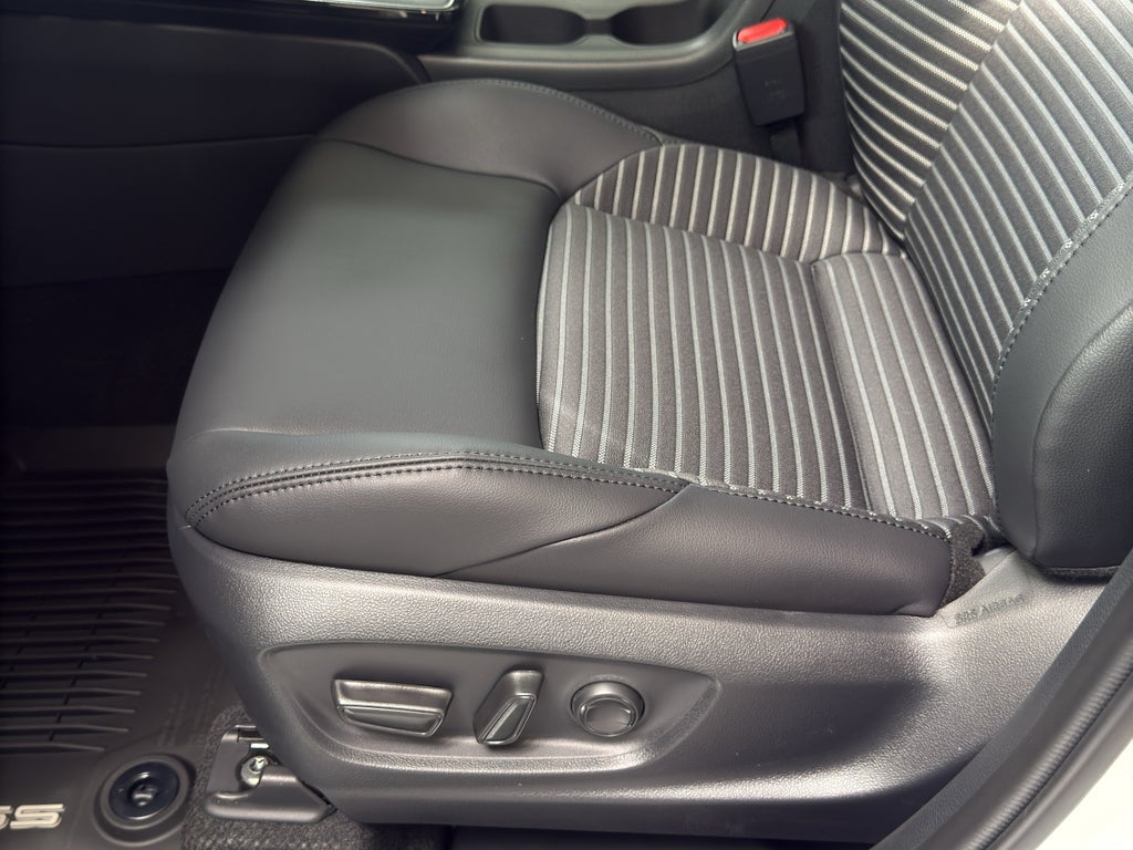 2026 Toyota Corolla Cross Hybrid XSE