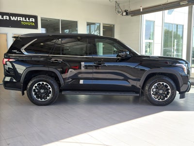 2026 Toyota Sequoia SR5