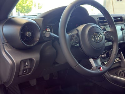 2026 Toyota GR86 MT