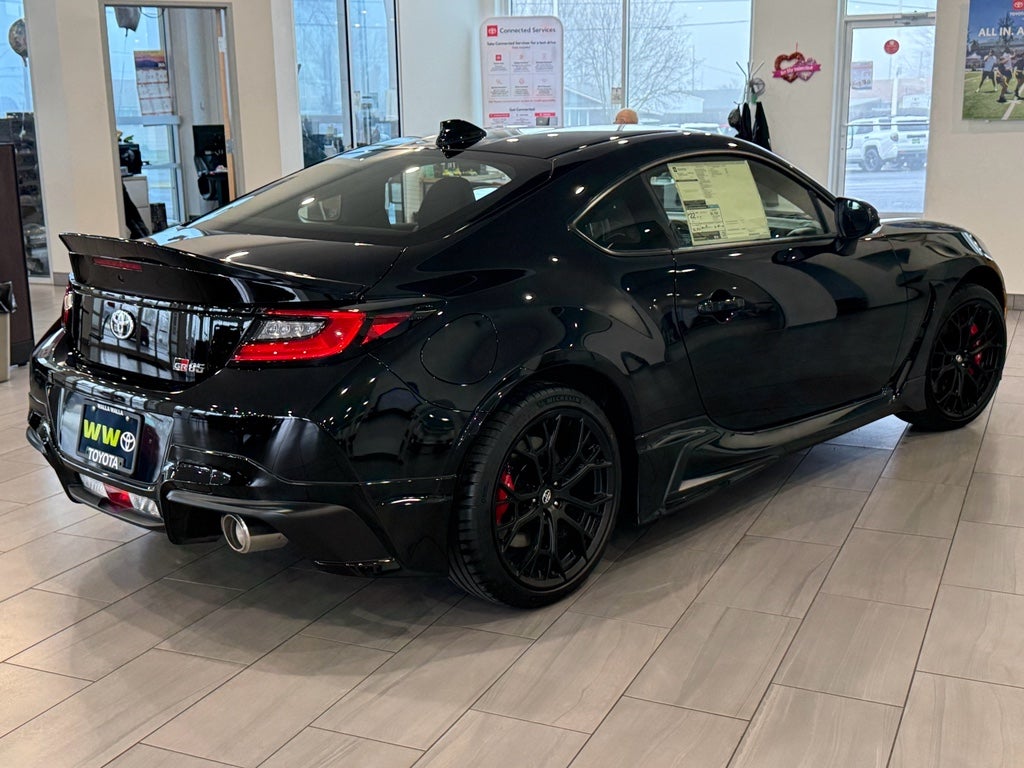 2026 Toyota GR86 Premium MT