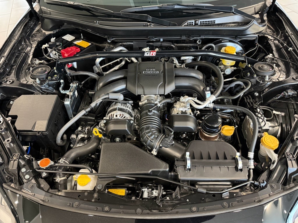 2026 Toyota GR86 Premium MT