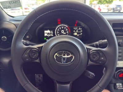 2026 Toyota GR86 Premium MT