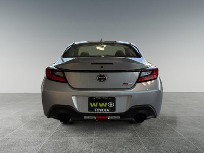 2026 Toyota GR86 Premium MT