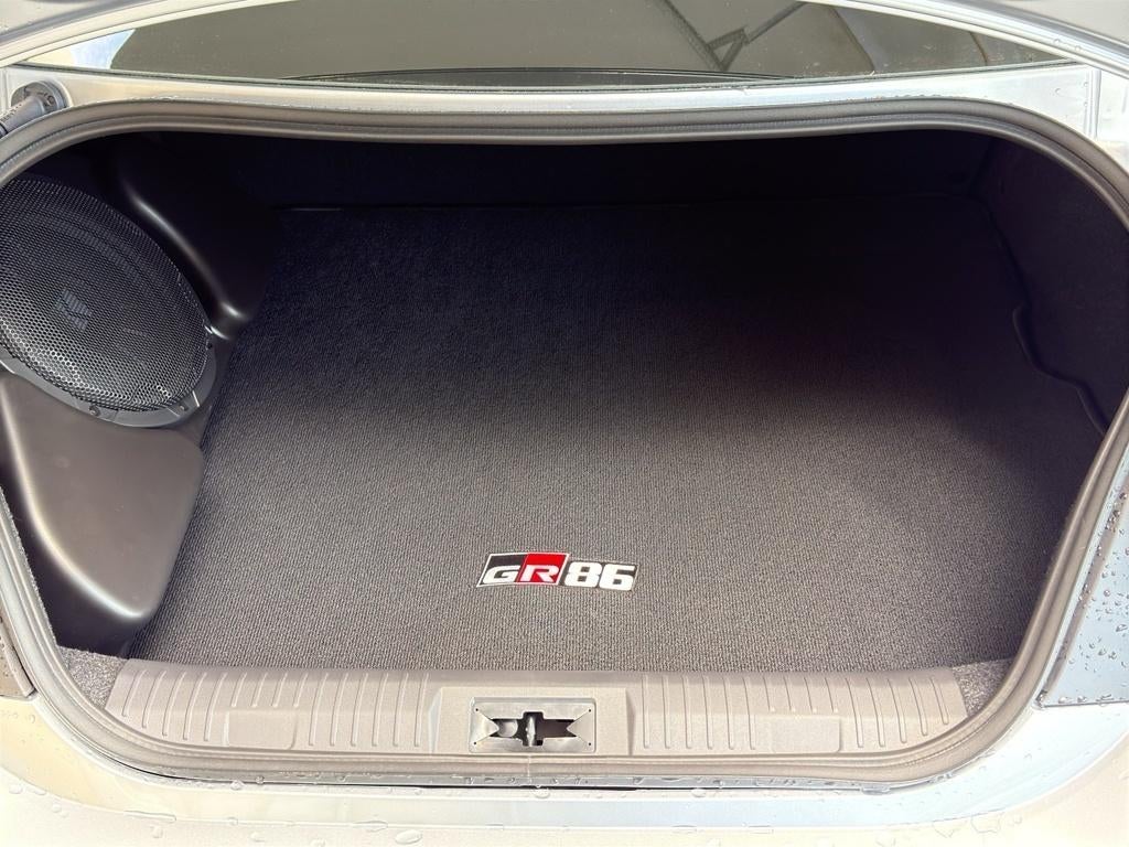 2026 Toyota GR86 Premium MT