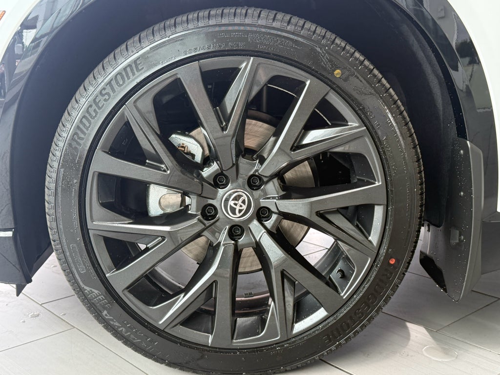 2026 Toyota Toyota Crown Signia Limited