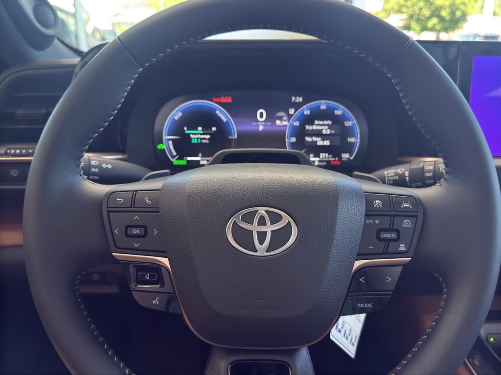 2026 Toyota Toyota Crown Signia Limited