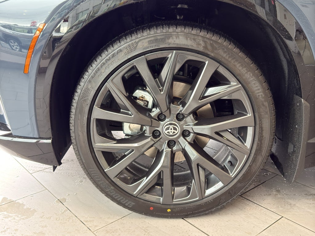 2026 Toyota Toyota Crown Signia Limited