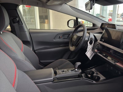 2026 Toyota Prius Plug-in Hybrid SE