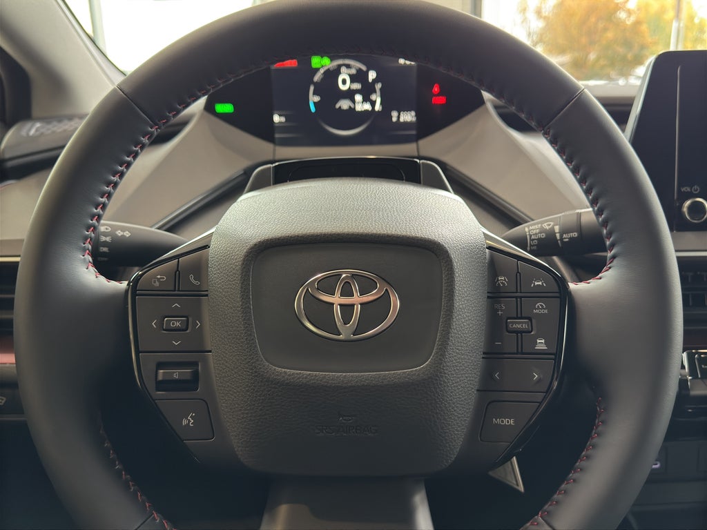 2026 Toyota Prius Plug-in Hybrid SE