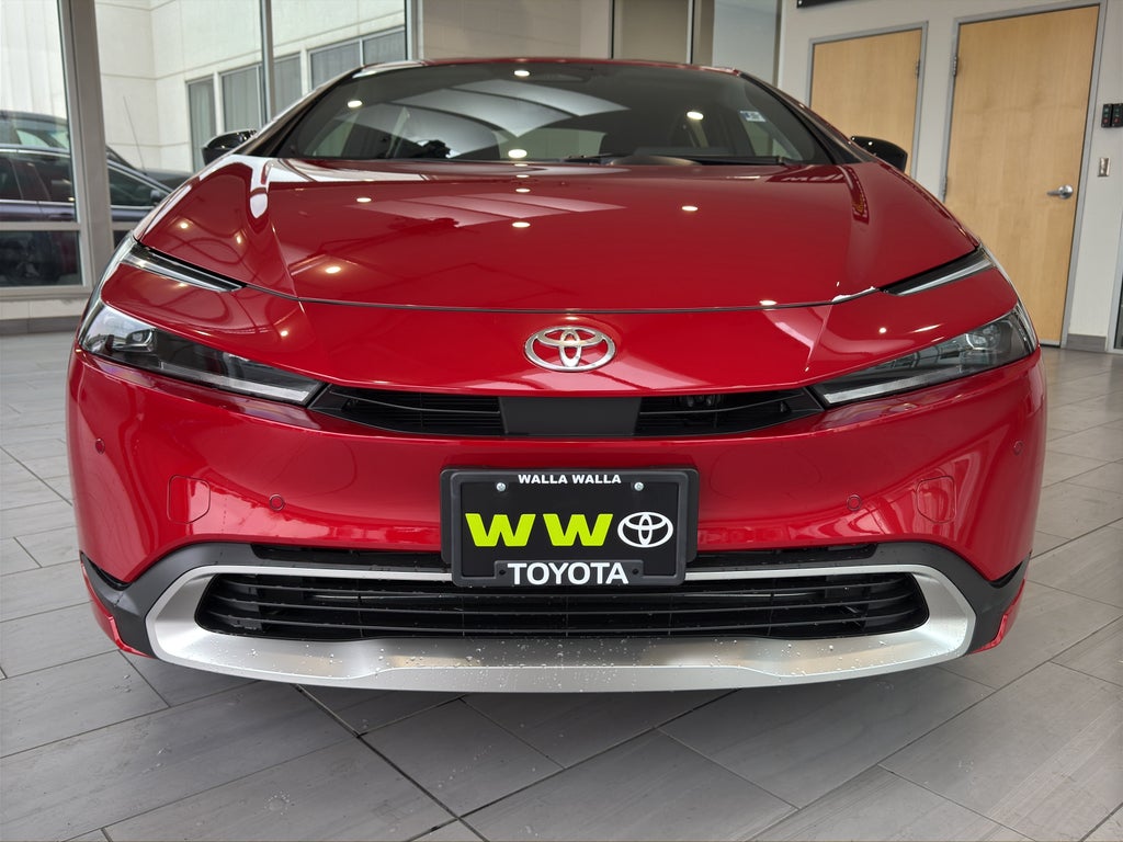 2026 Toyota Prius Plug-in Hybrid SE