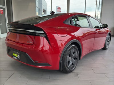 2026 Toyota Prius Plug-in Hybrid SE