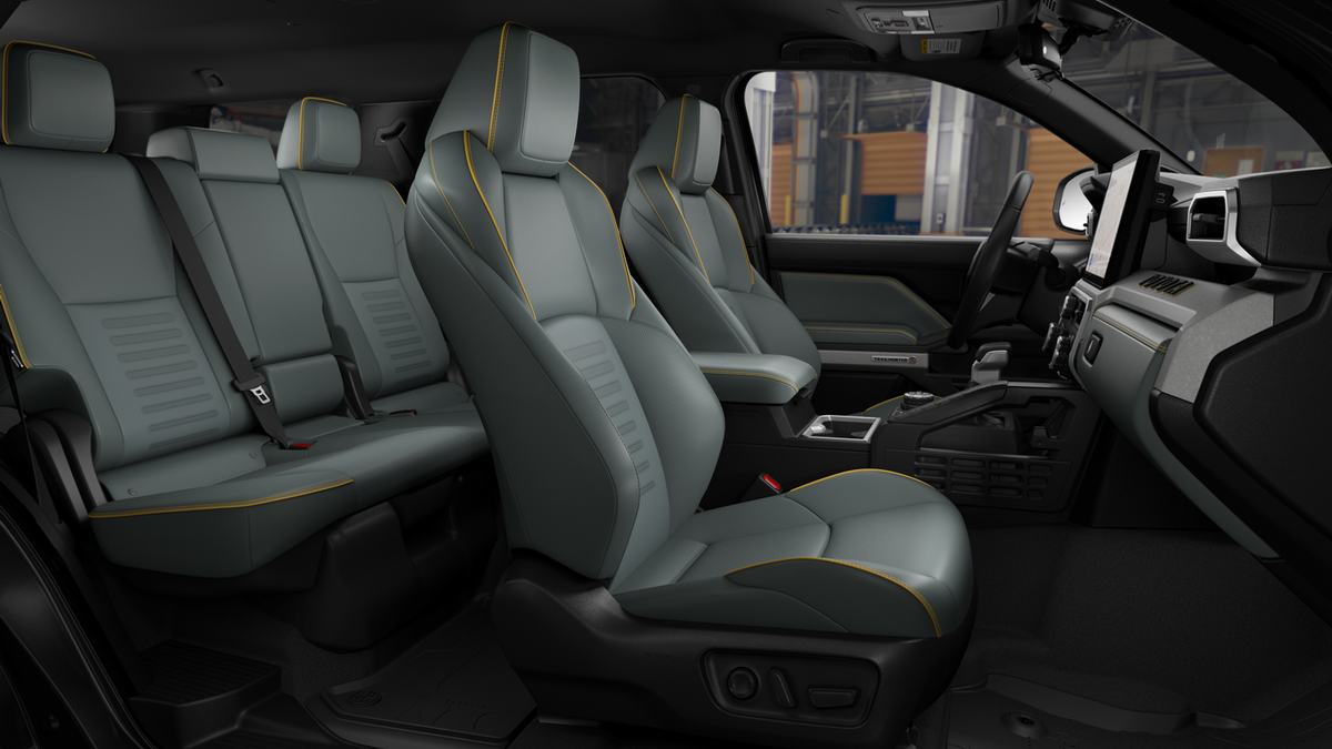 2026 Toyota 4Runner i-FORCE MAX 4Runner Trailhunter