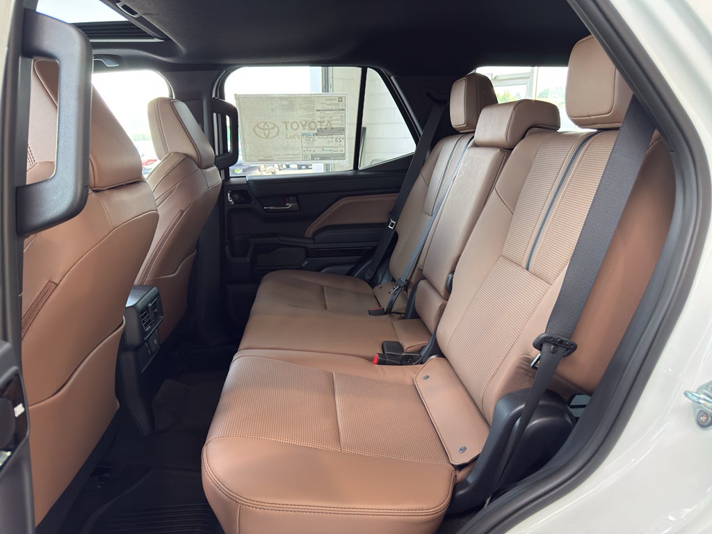 2026 Toyota 4Runner i-FORCE MAX 4Runner Limited
