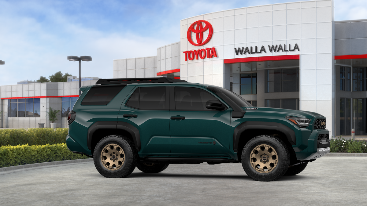 2026 Toyota 4Runner i-FORCE MAX 4Runner Trailhunter